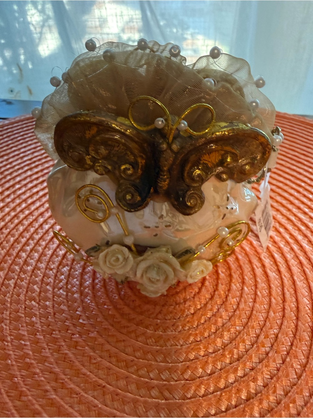 Ivory Gold X- max Ornament hand bag Vtg